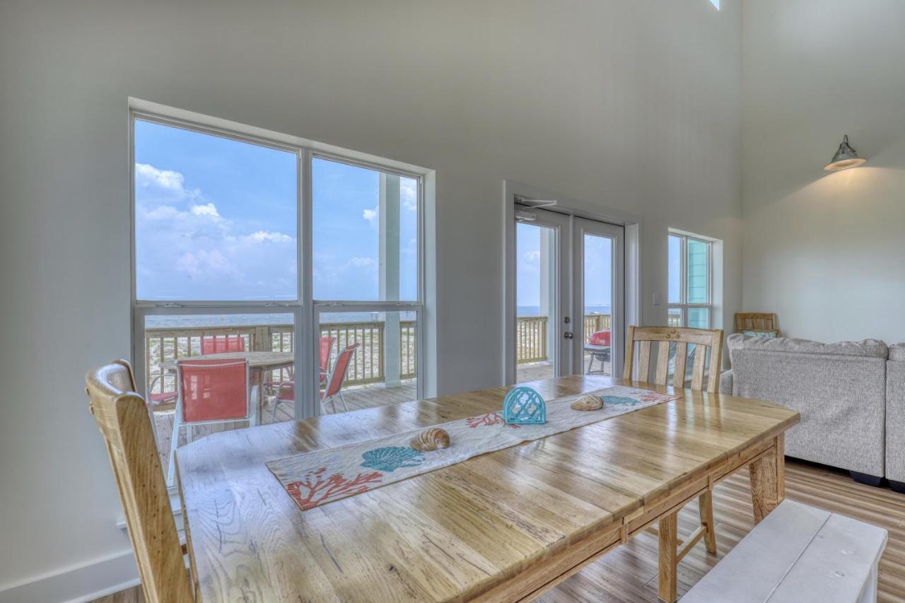 Salty Seahorse - Waterfront! Pet Friendly! Game Room, Pool Table, Beautiful Views - Room For The Whole Family Home Dauphin Island Buitenkant foto